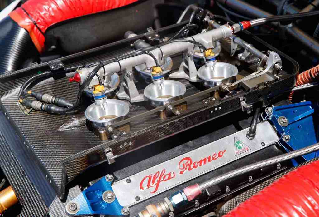 The V6 engine of the Alfa Romeo 155 DTM car