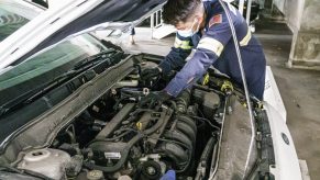 independent car repair shop service technician