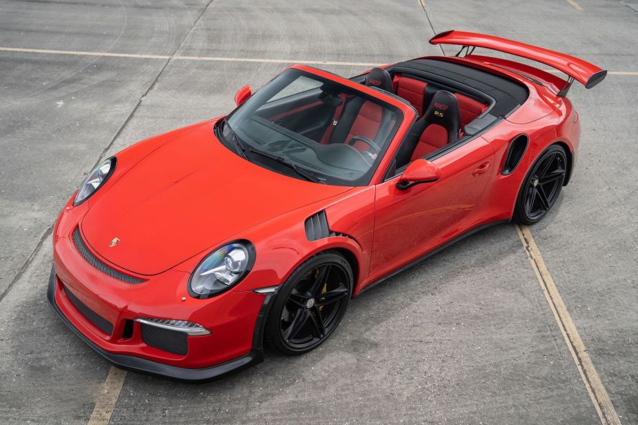 An image of a Porsche 911 GT3 RS Convertible build parked outdoors.