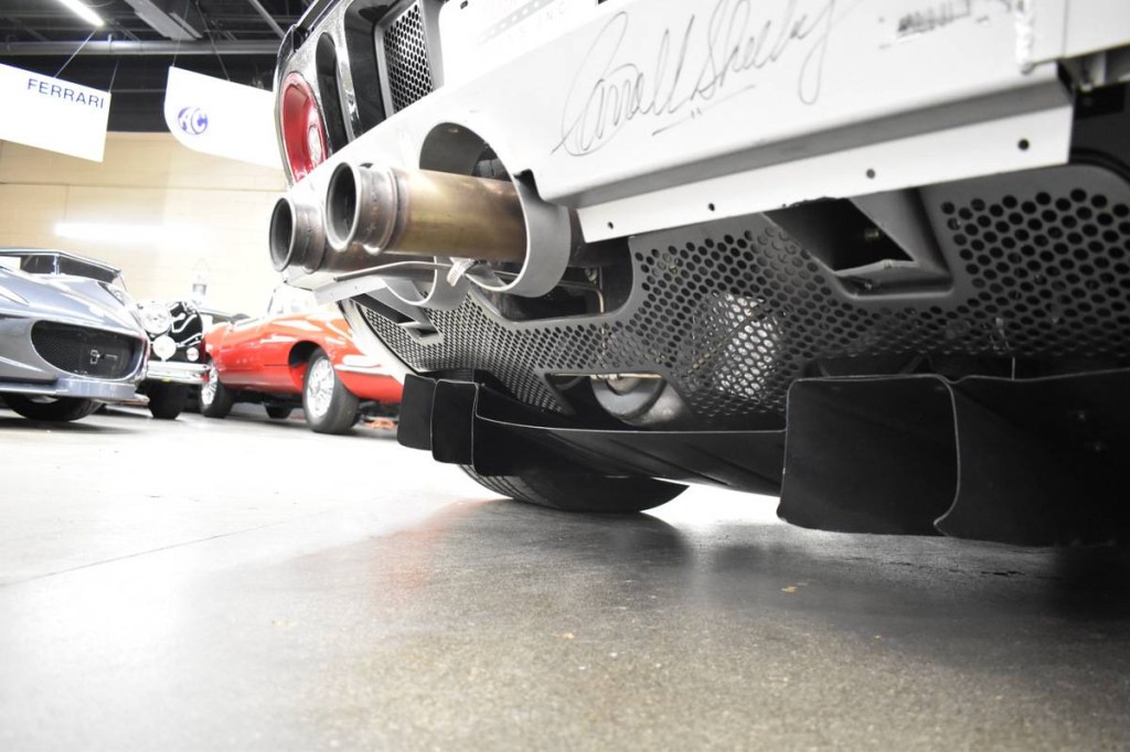 First running Ford GT prototype exhaust for testing