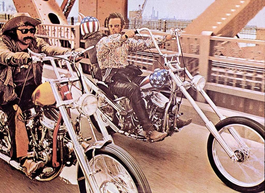 Peter Fonda and Dennis Hopper riding the Billy bike and Captain America in the film Easy Rider