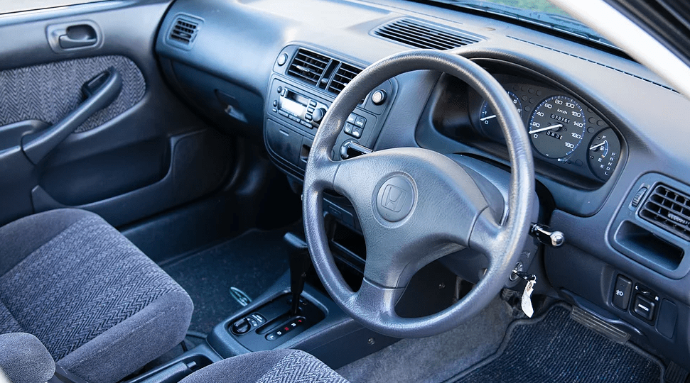 1996 Honda Integra SJ interior