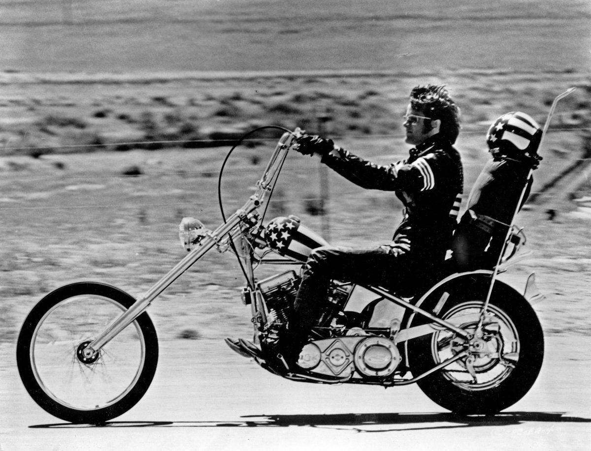 1951 Harley-Davidson Captain America Replica VIN: 51FL3861 - CLASSIC.COM, image size:1200x917