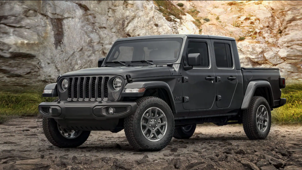 What to Consider Before Buying a 2022 Jeep Gladiator