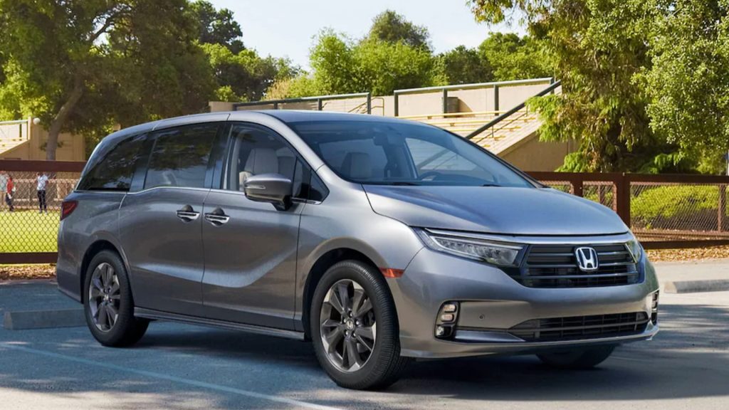 A silver 2022 Honda Odyssey. 