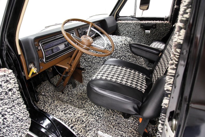 1974 Ford van craze van cockpit
