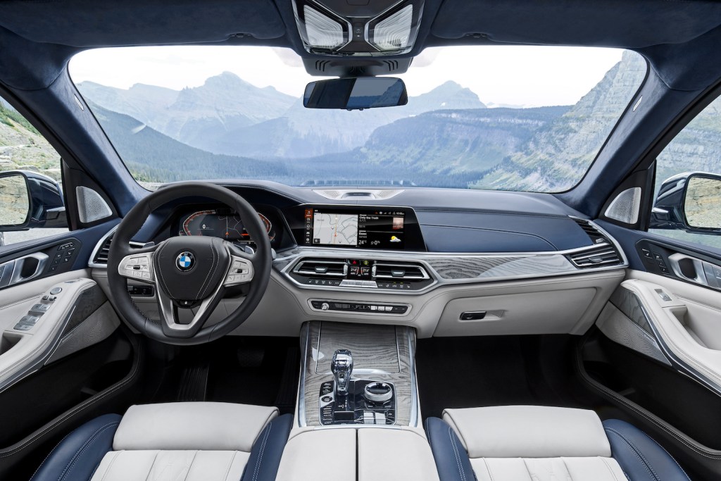 The 2021 BMW X7 Interior
