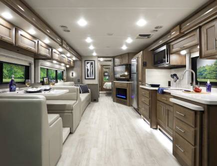 RV Recall Alert: Your Thor RV Might Lose Its Windows