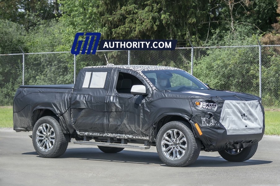 2023 GMC Canyon spy shot