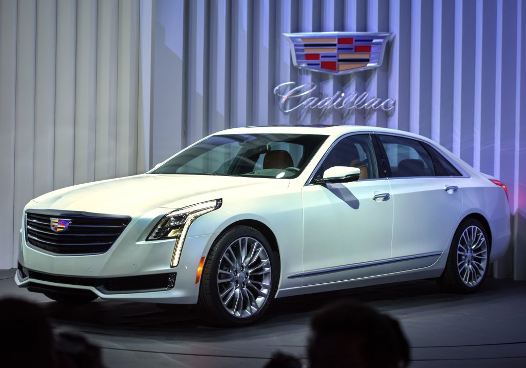 Cadillac CT6 Reveal With Chevy SuperCruise Tech