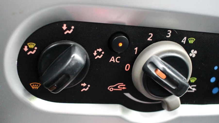 A car air conditioning control panel