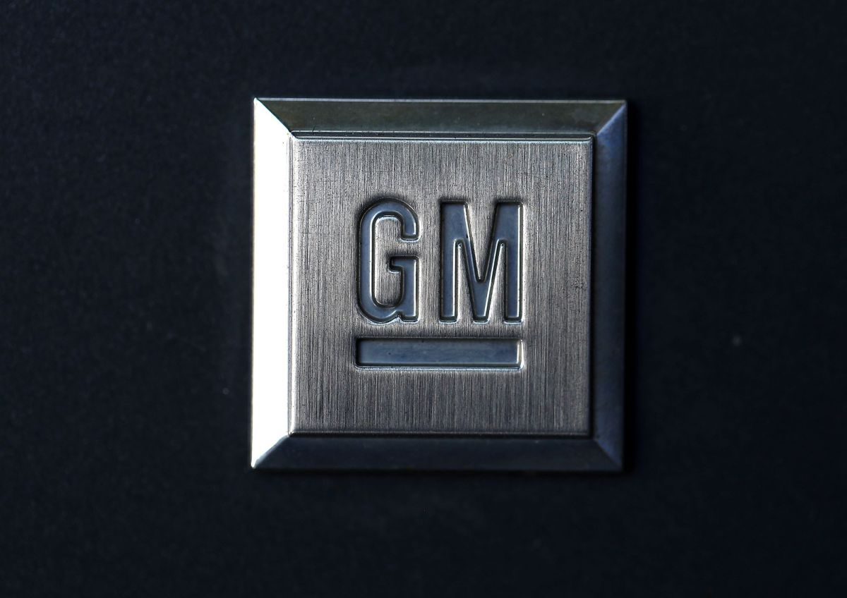 GM Recalls New FullSize SUVs for Power Steering Assist Failure