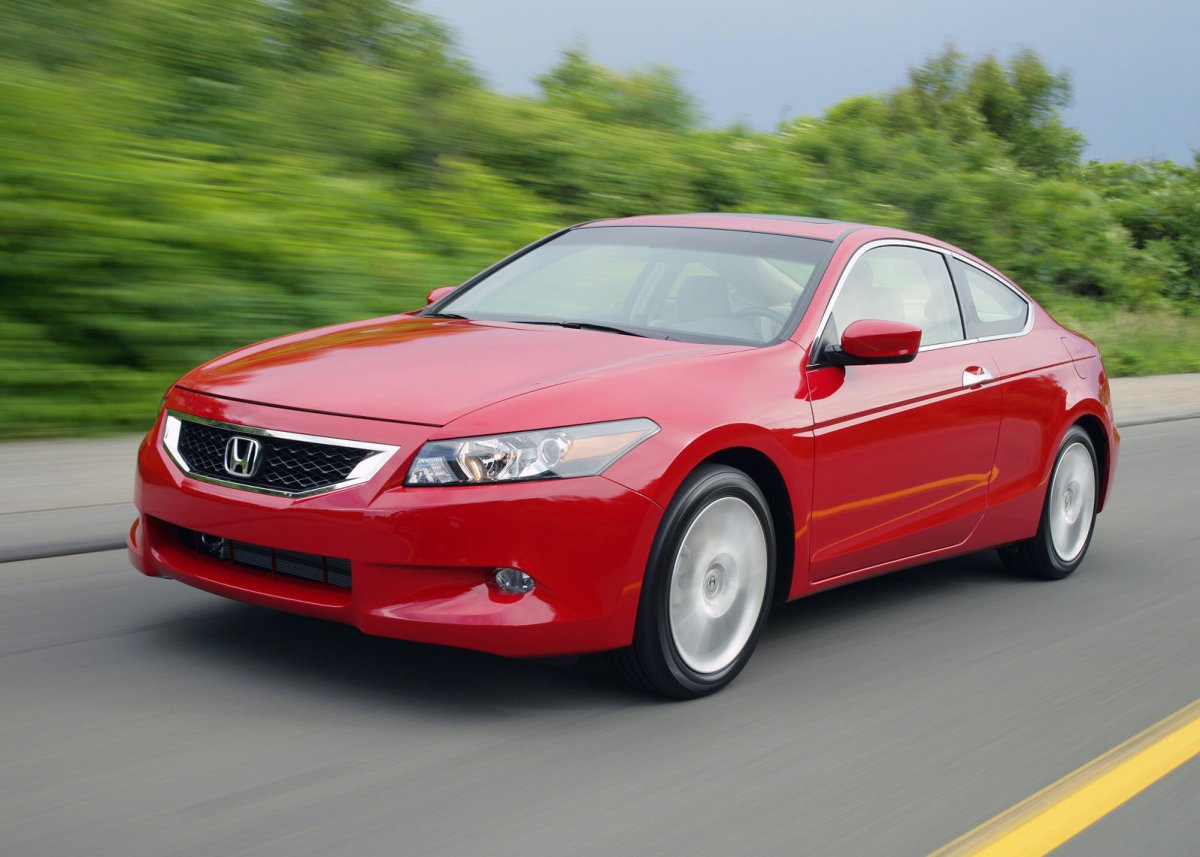 5 of the Best Manual Transmission Cars Under 10,000