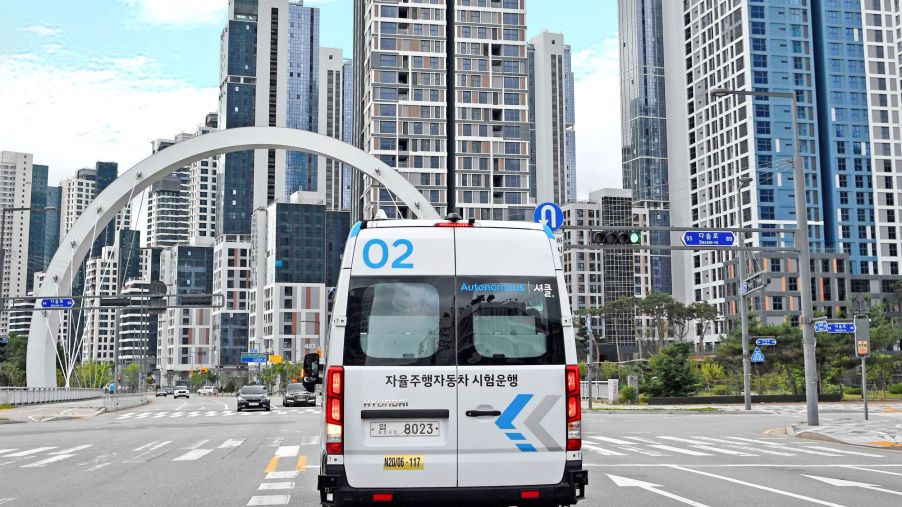 The Hyundai Autonomous 'Roboshuttle' driving in South Korea