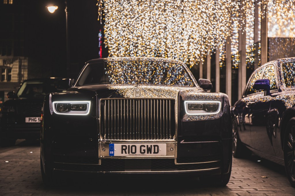 A Rolls-Royce Phantom 8