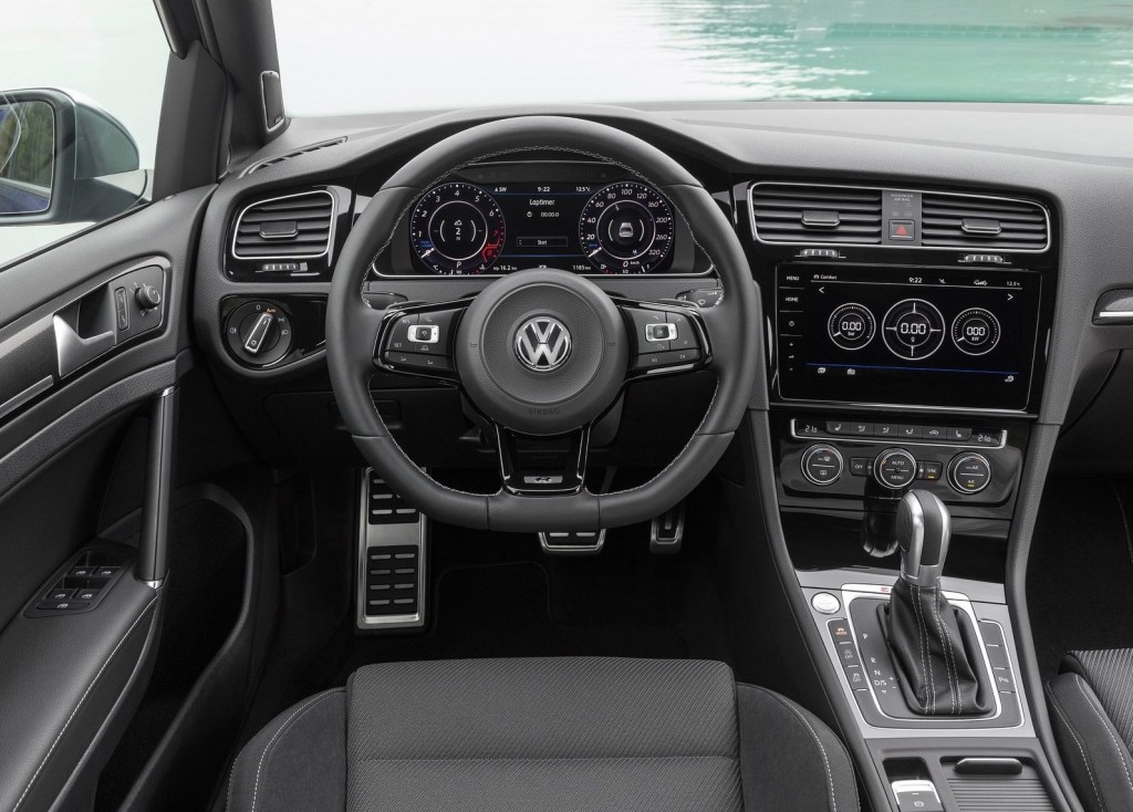 2019 Volkswagen Golf R 