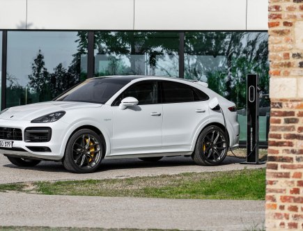 What Makes the 2021 Porsche Cayenne Turbo S E-Hybrid Worth Almost $200,000?