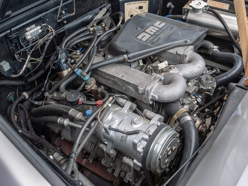 DeLorean DMC engine