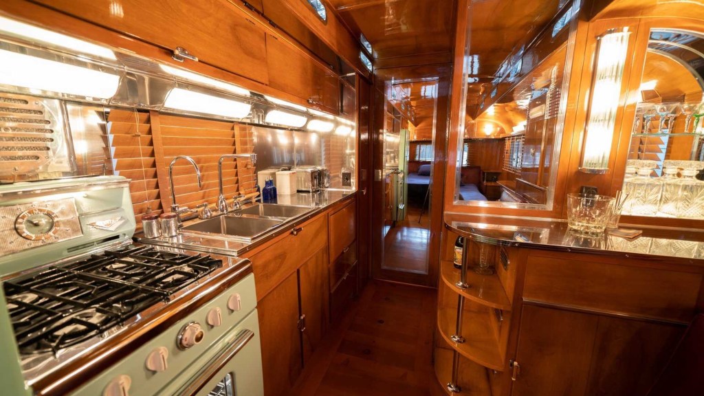 1950 Westcraft Manufacturing Capistrano Park trailer interior