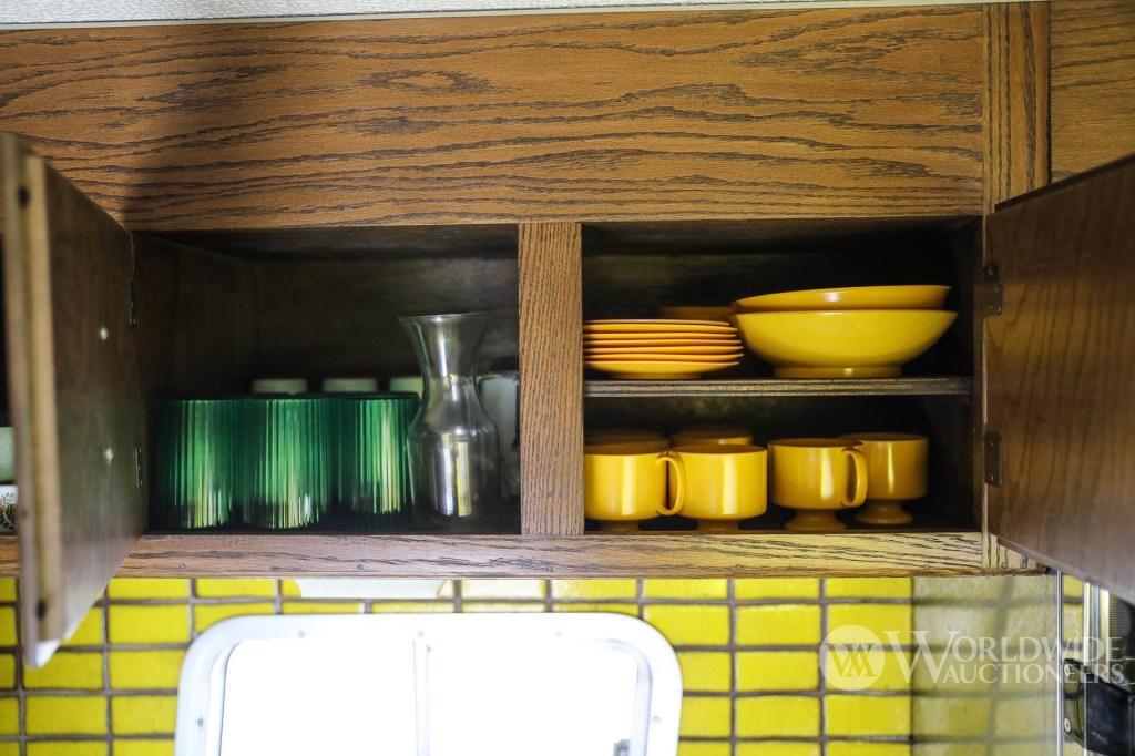 1974 Camelot Cruiser cooking utensils and plates