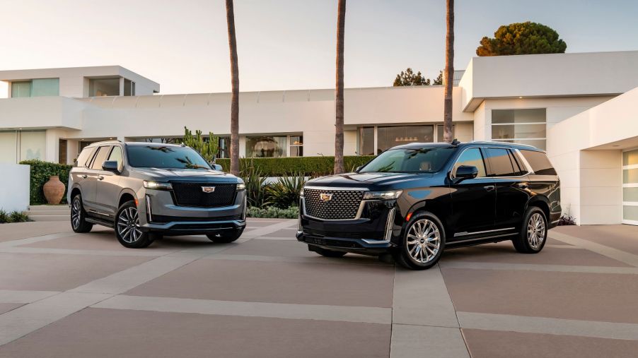 The 2021 Cadillac Escalade Premium Luxury and Sport models in gray and black paint color options