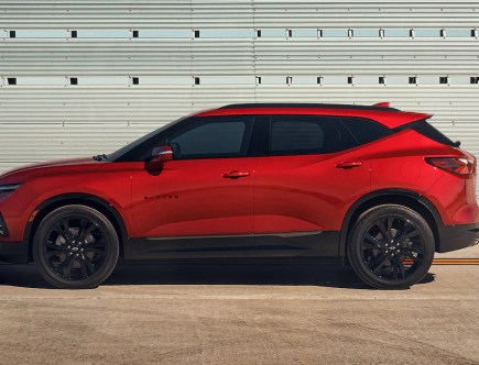 Consumer Reports: Avoid the 2021 Chevrolet Blazer, Buy the 2021 Ford Edge Instead