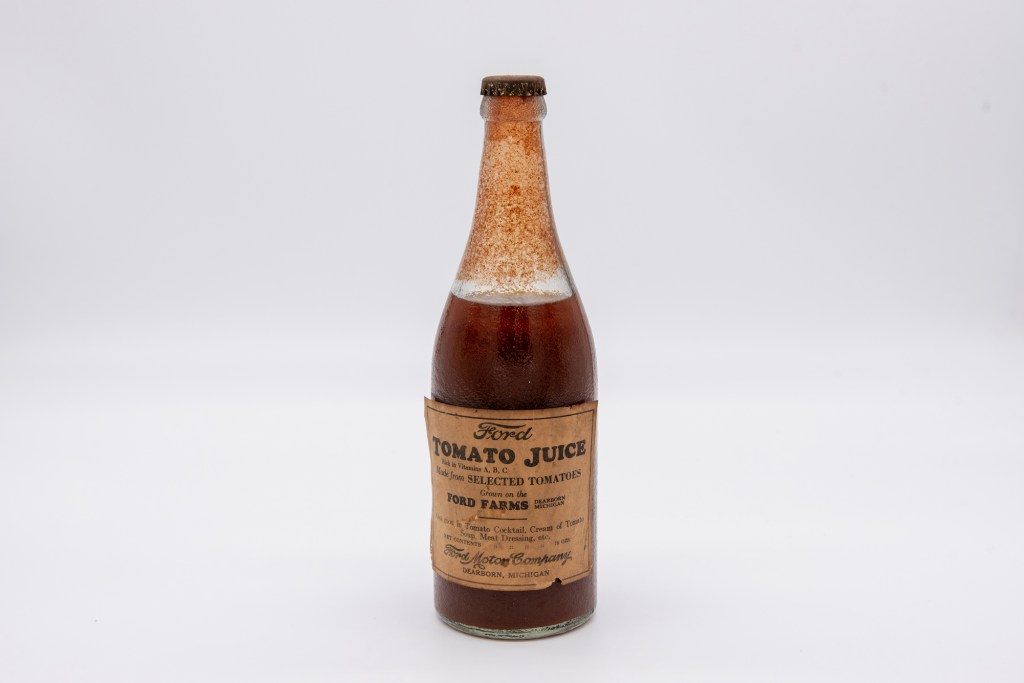photo of bottled tomato juice from the 1930s made by Henry Ford's farm land