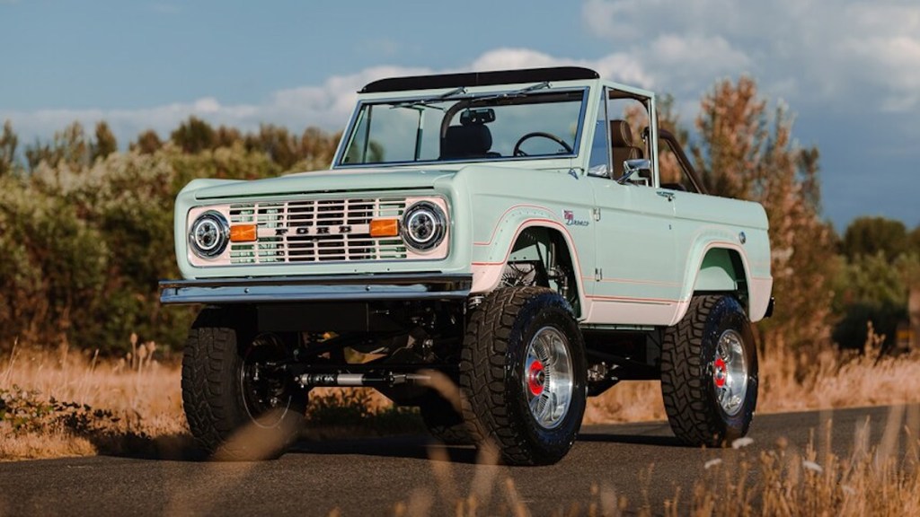 1972 Ford Bronco LUXE-GT made by Gateway Bronco parked on a road