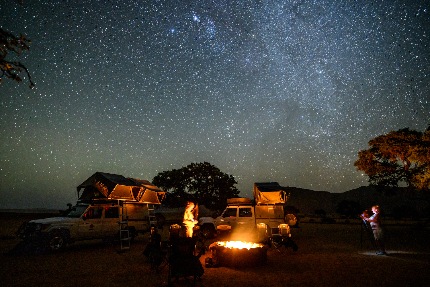 Overland camping shelter options: rooftop tents under the stars