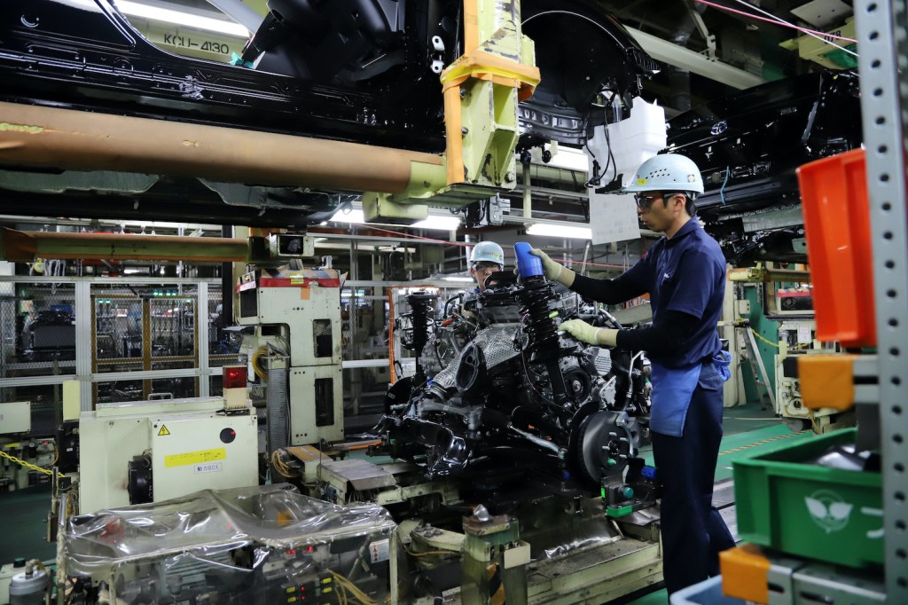 Workers of Japanese automobile giant Toyota Motor assemble an engine to hybrid vehicle Prius at the company's Tsutsumi Plant in Toyota city in Aichi prefecture, central Japan on December 8, 2017. The plant assembled a total of 1,400 vehicles, mainly Prius and Prius PHV in a day.    YOSHIKAZU TSUNO/GAMMA-RAPHO. Learn to decode your toyota engine name with our Toyota engine family chart and engine feature table.