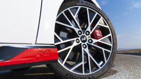 2022 Hyundai Elantra N Front Wheel