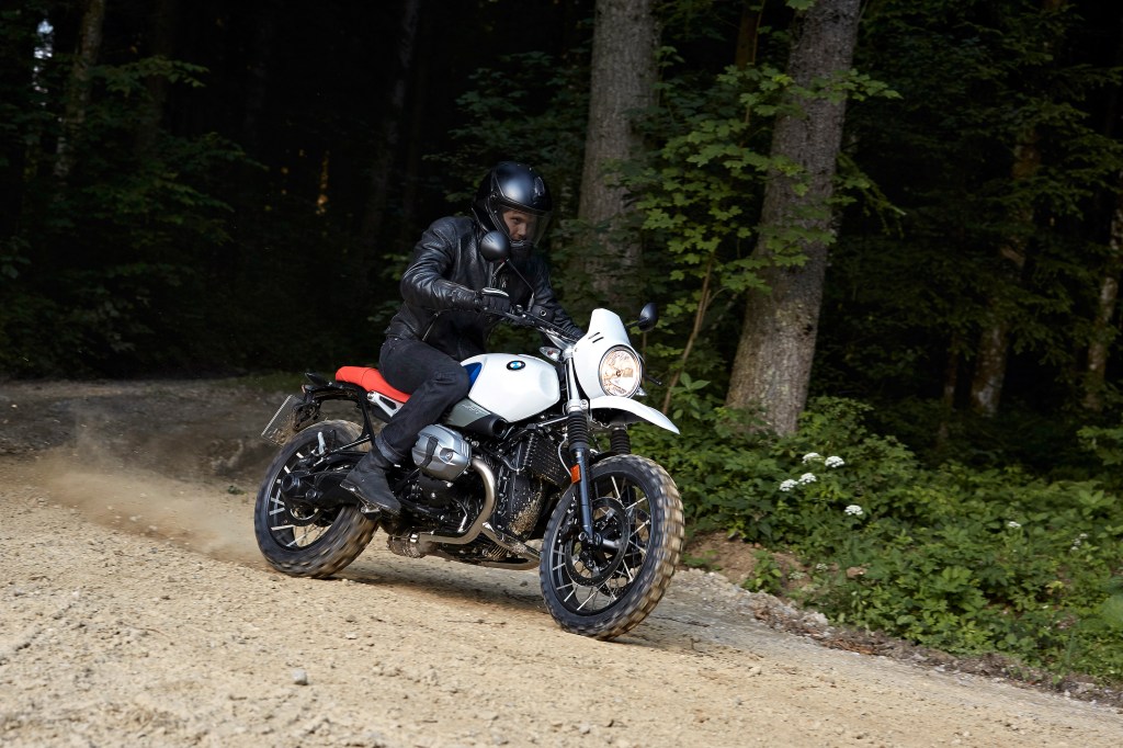 2016 BMW Urban G/S driving off-road