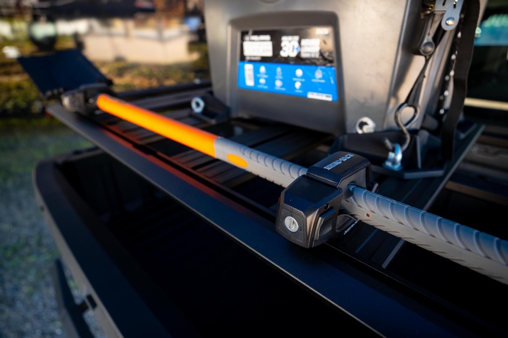 Tool mount on the new polaris x Rhino-Rack partnership