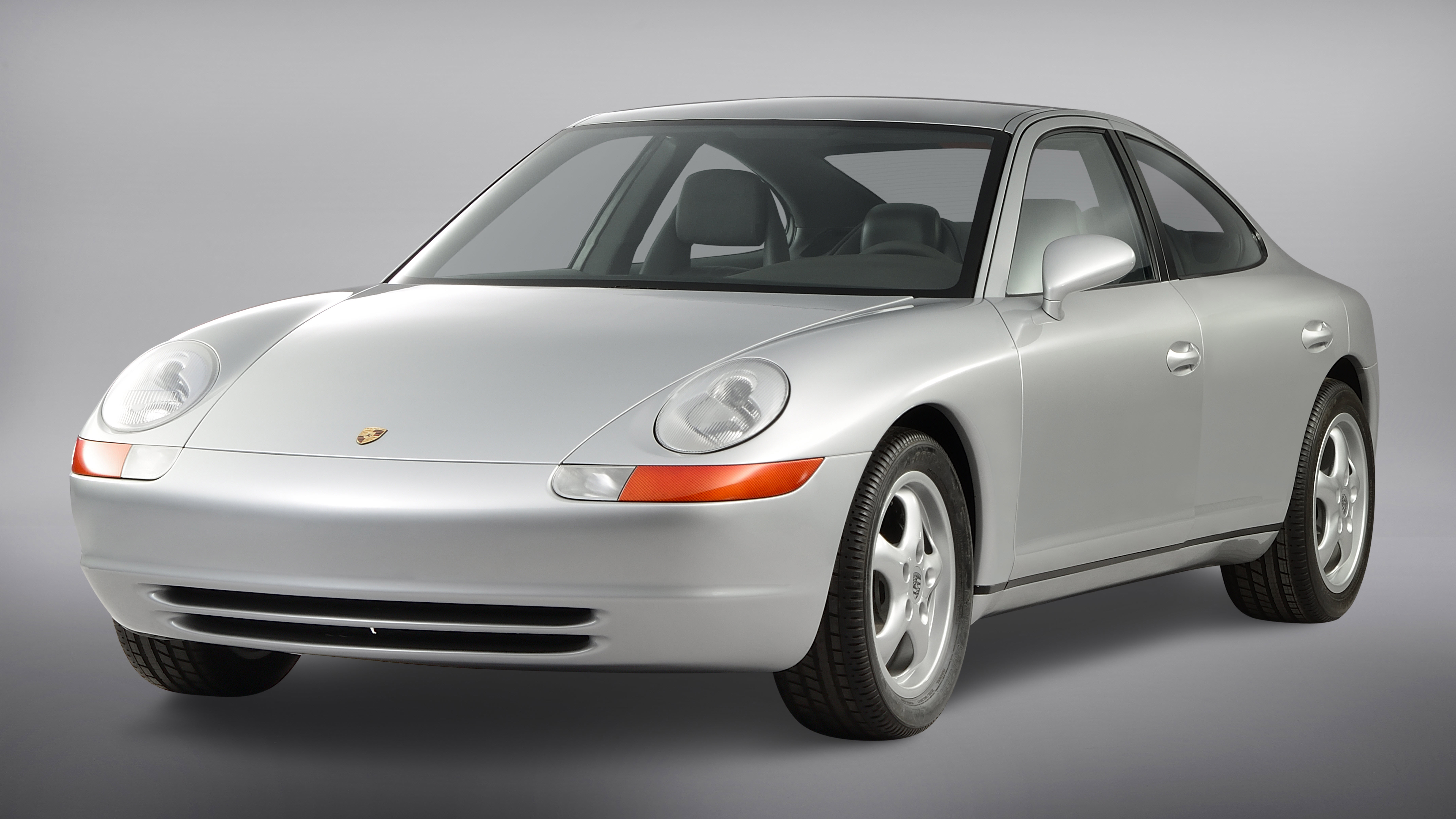 До Porsche Cayenne был концепт 989