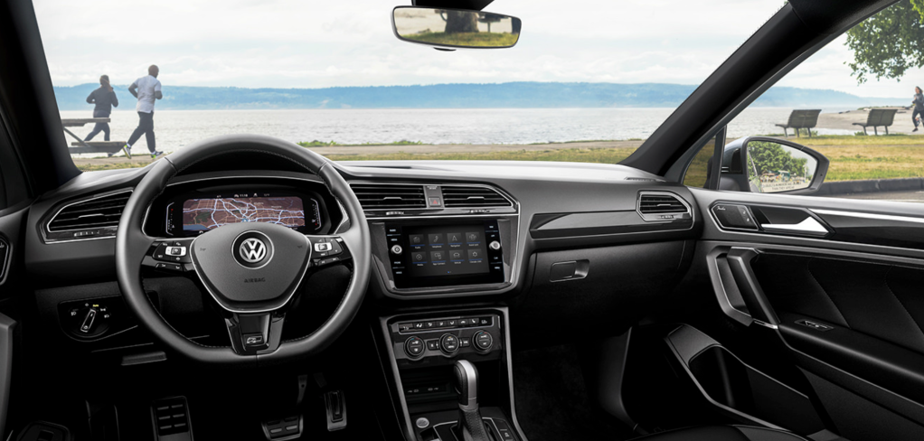 2021 Volkswagen Tiguan interior 