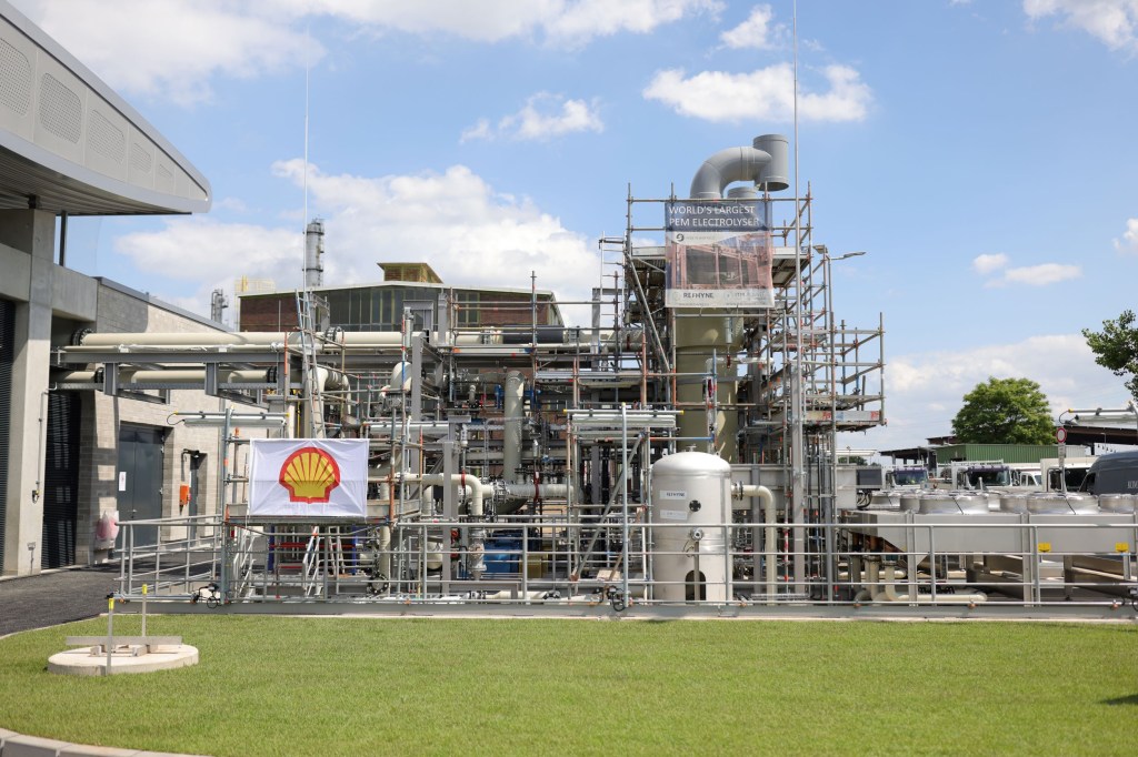 Shell Energy's REFHYNE green hydrogen production plant in Wesseling, Germany