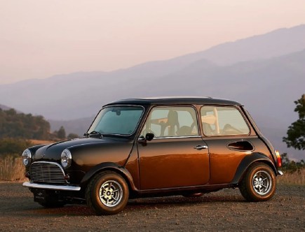 Spectre’s Type 10 Is a Mid-Engine Mini Cooper Restomod for Haunting Corners