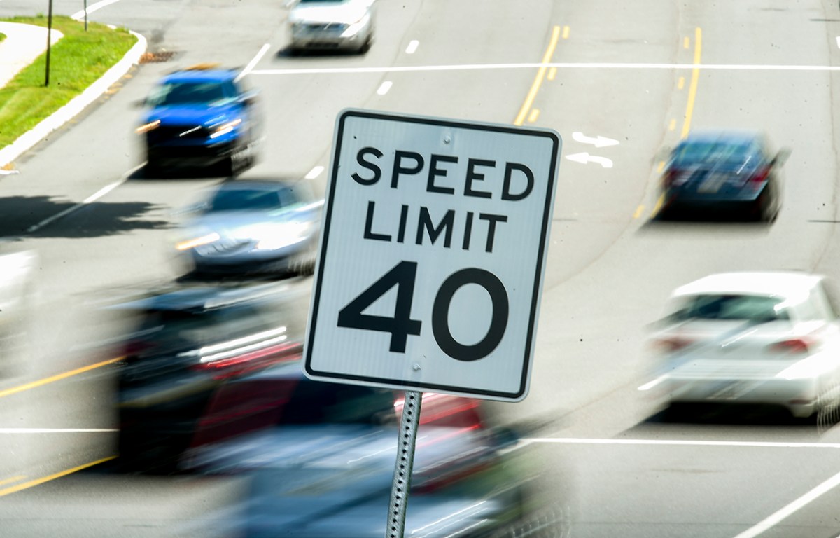 A 40 mph speed limit sign.
