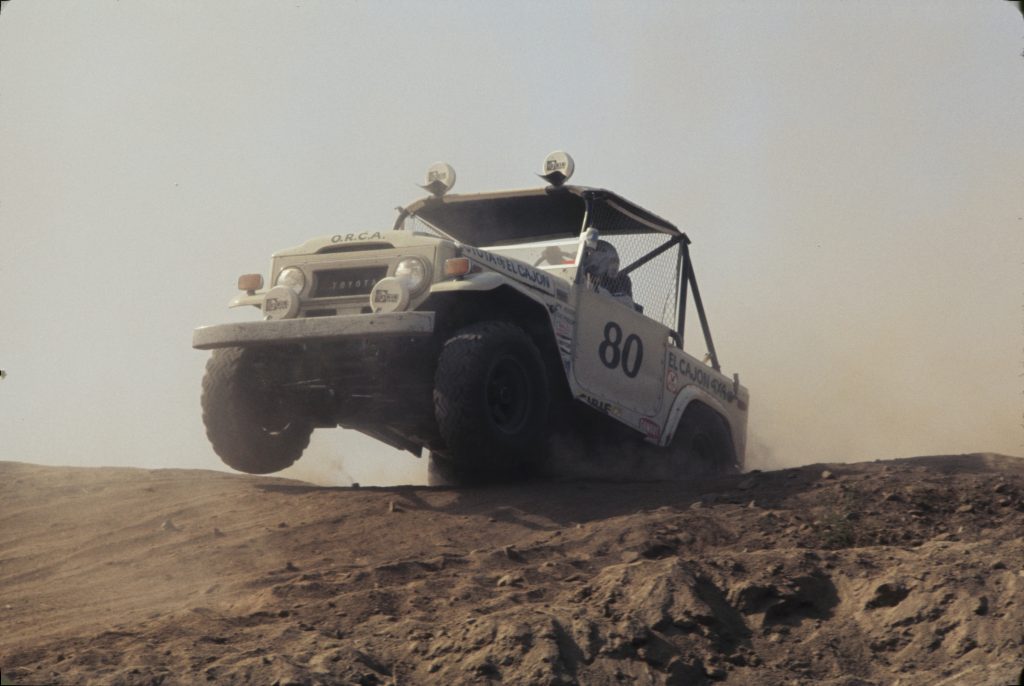 Toyota FJ40 Baja 500