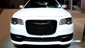 Chrysler 300 front end