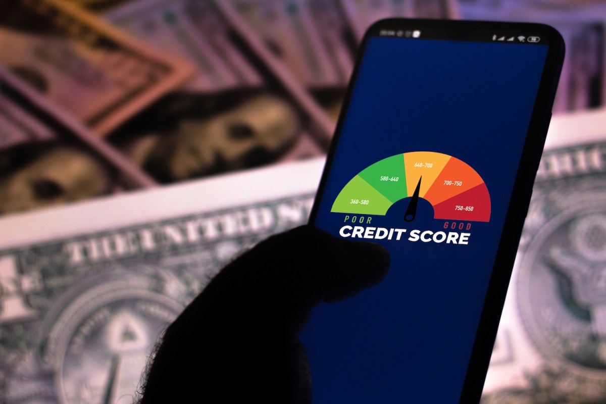 credit scores on a cell phone