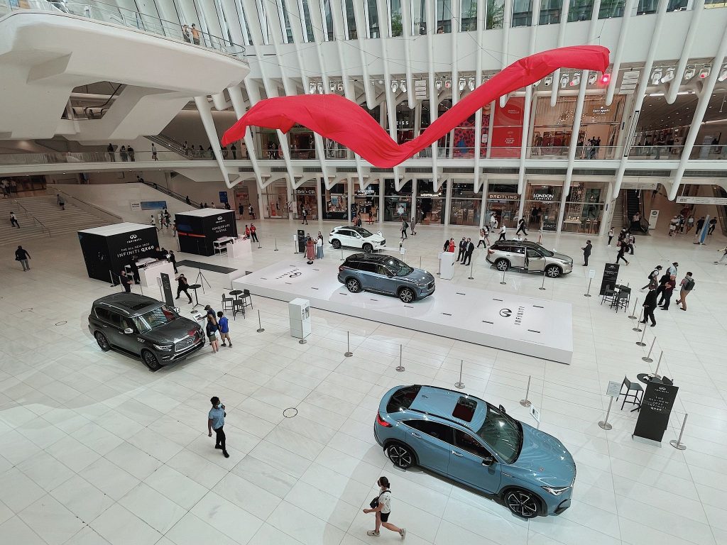 The 2022 Infiniti QX80 at the New York Occulus Transportation hub