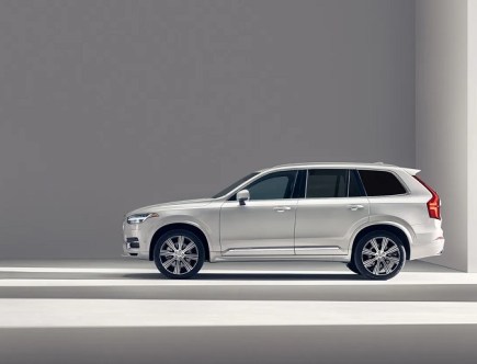 The Safety Features the 2021 Volvo XC90 Has That the 2021 Tesla Model X Doesn’t