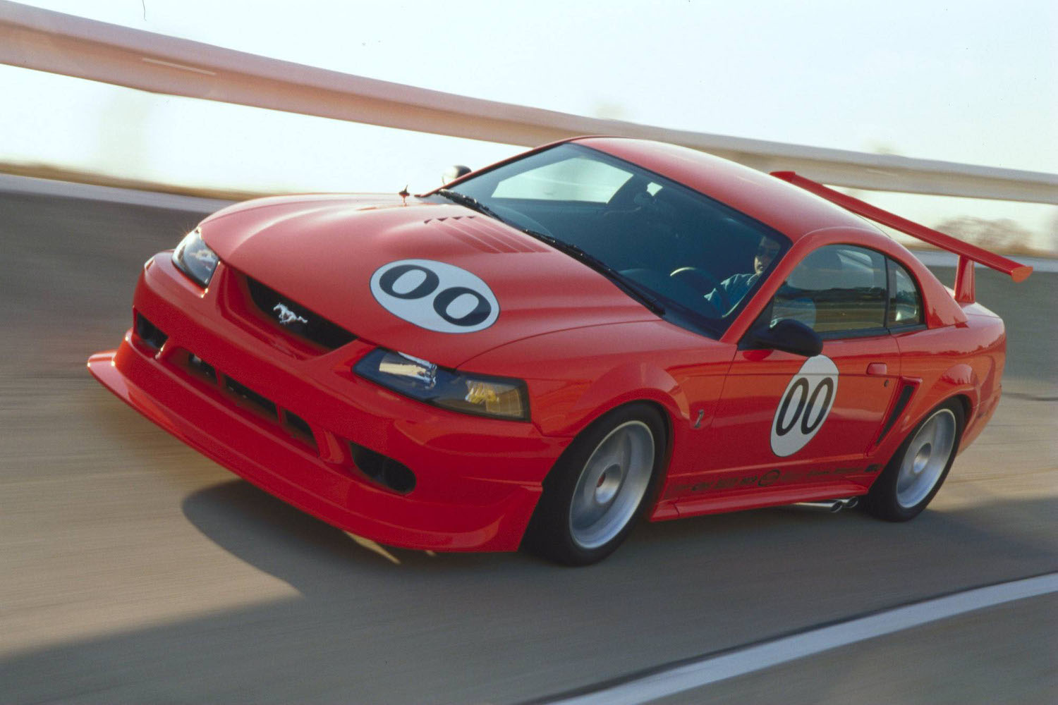 2000 Ford Mustang Cobra Concept