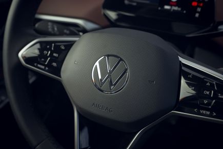 How to Use the Multi-Function Steering Wheel Controls in the Volkswagen ID.4