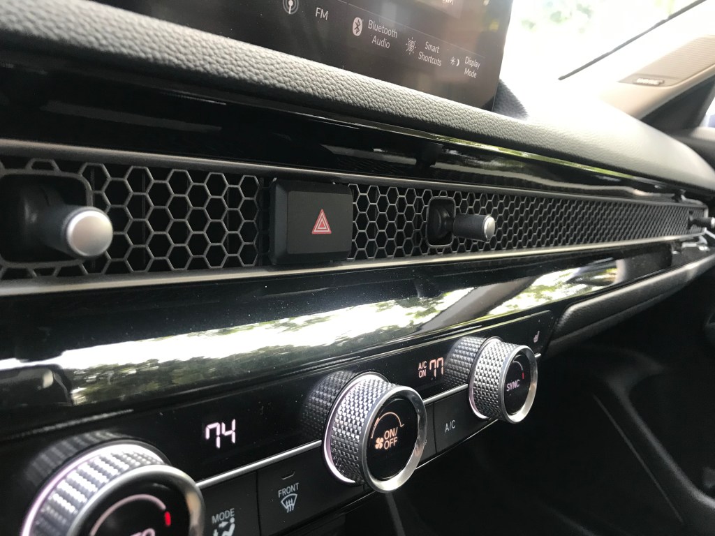 2022 Honda Civic Touring vents