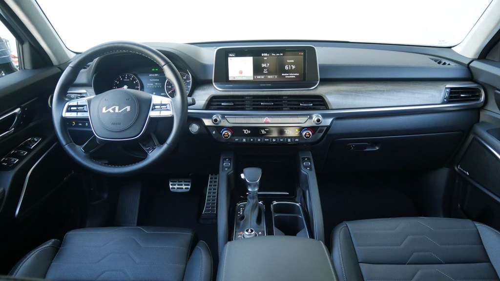 2022 Kia Telluride interior