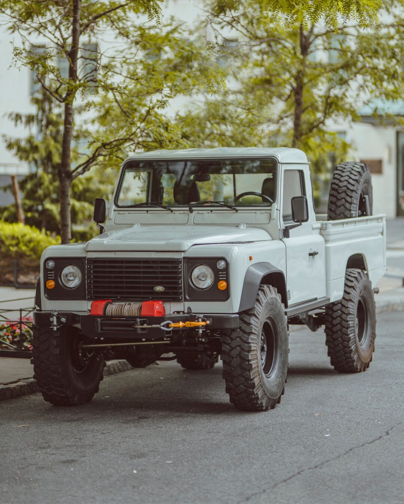 Front veiw of the Defender 110
