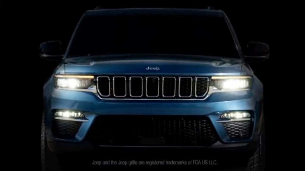 Front view of blue 2022 Jeep Grand Cherokee