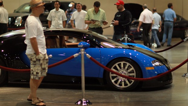 Bugatti Veyron, Lamborghini Murcielago Auctioned off After $1.2 Billion Ponzi Scheme